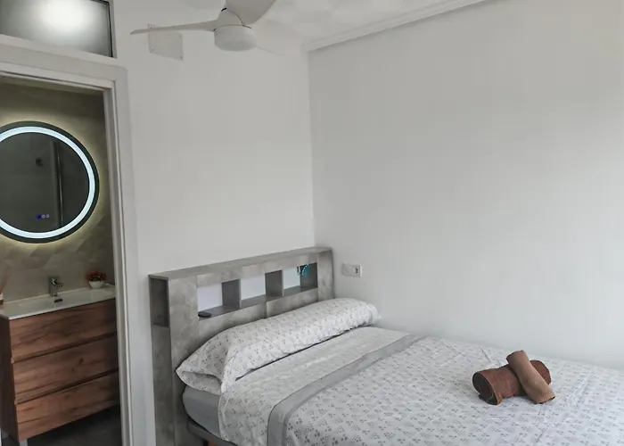 APARTMENTSUITESPAIN ATIC PANORAMIC Beach